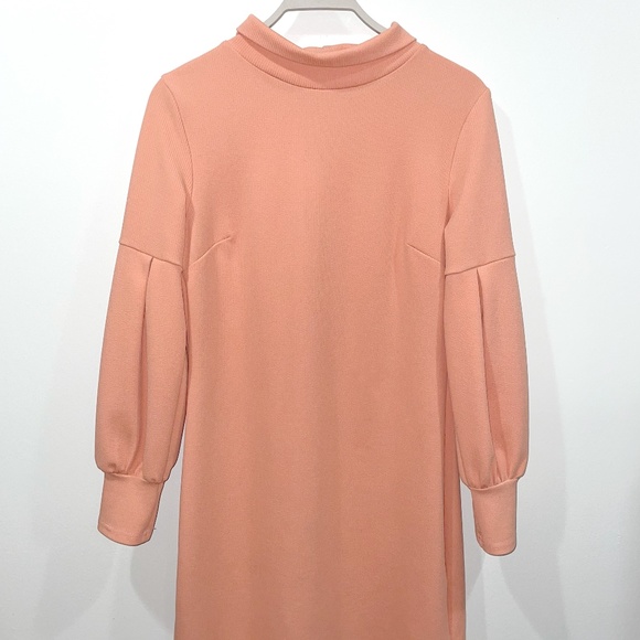 Vintage Light Peach Long Sleeve Puff Sleeve Dress/Vintage Long Sleeve Dress/ Sum - Picture 1 of 5